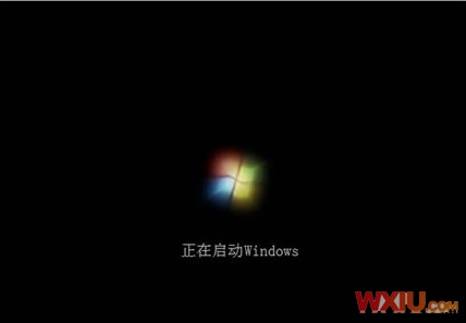 开机时显示的是绿色的滚动条不是动画